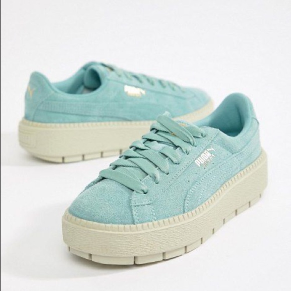 ✨PUMA TRACE PLATFORMS IN TEAL✨